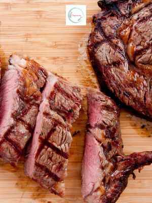 Beef steak also contains many other vitamins and minerals that are beneficial to health, providing high nutritional content