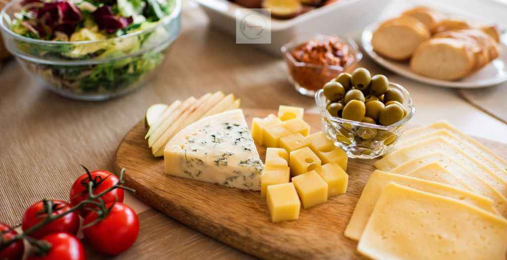 Best cheese is also a rich source of phosphorus, zinc, vitamin A, riboflavin, and vitamin B12. Not only that, but some types also add vitamin D