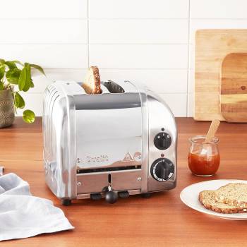 Dualit’s Classic Toaster features an energy-efficient slot selector, mechanical timer and manually operated ejector lever so you can check 