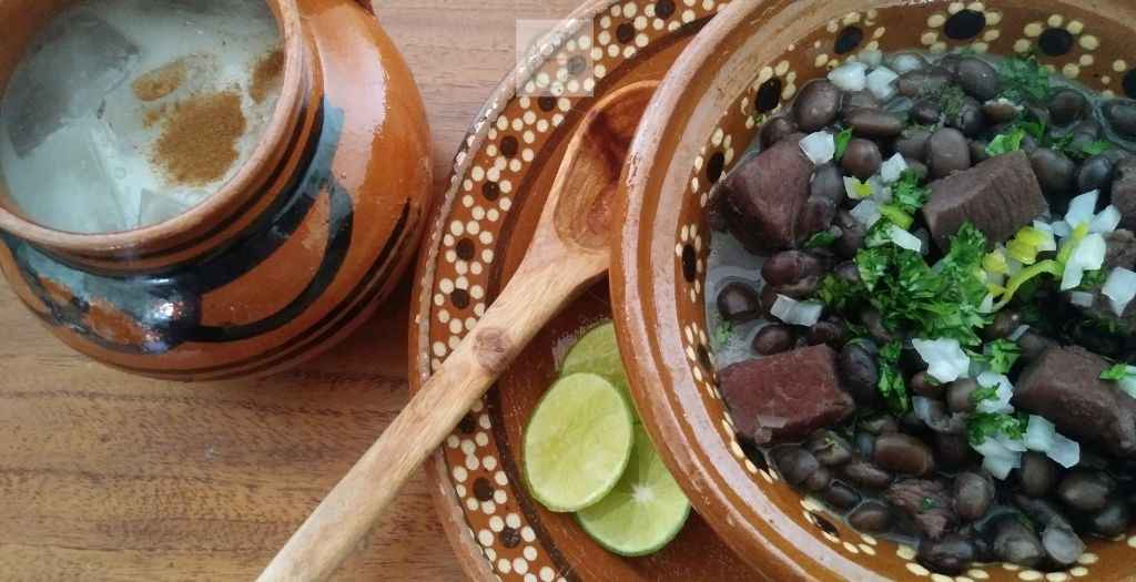 Canned black beans are one of the most highly appreciated foods by consumers today. They are popular and convenient and do not take too much time to prepare a full meal