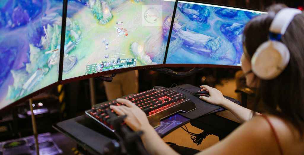 Gaming monitors are indispensable for gamers in the modern gaming world. Investing in a high-quality gaming monitor is essential for a top-notch gaming experience