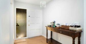 Console tables make your interior design, the manufacturers claim! It’s not just a stylish piece of furniture — it’s a functional piece, no matter where you place it